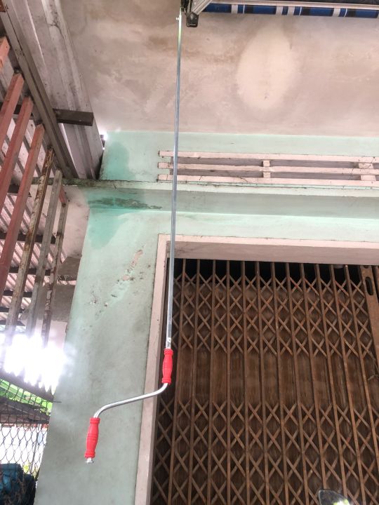Tay quay mái hiên cuốn