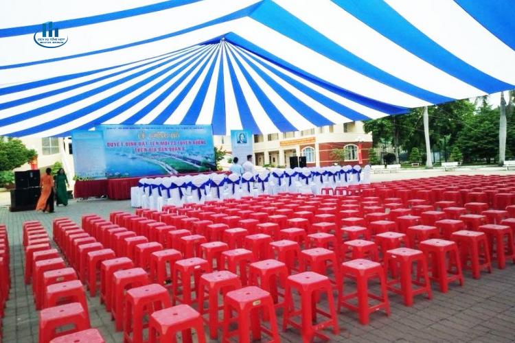 Dù sự kiện ngoài trời