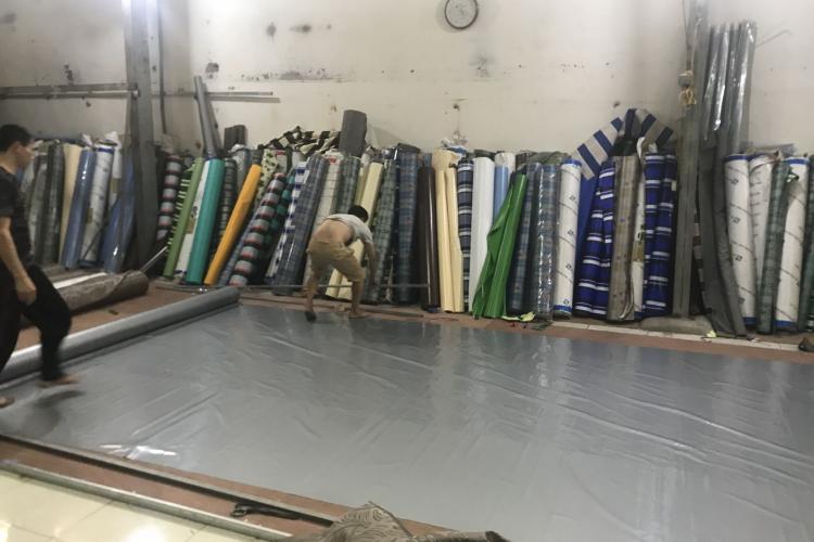 thay bạt mái xếp di động